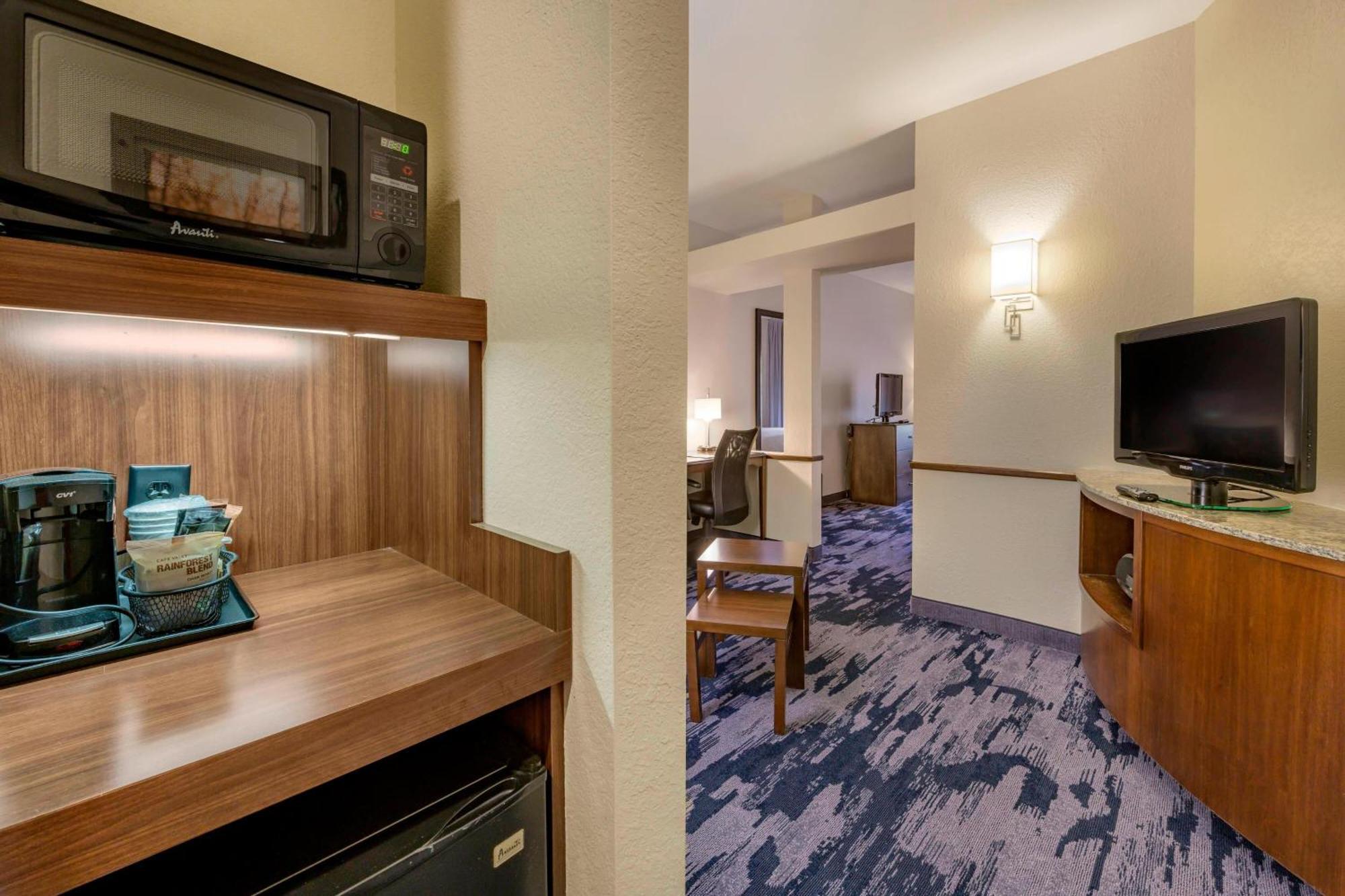 Fairfield Inn & Suites By Marriott Slippery Rock Esterno foto