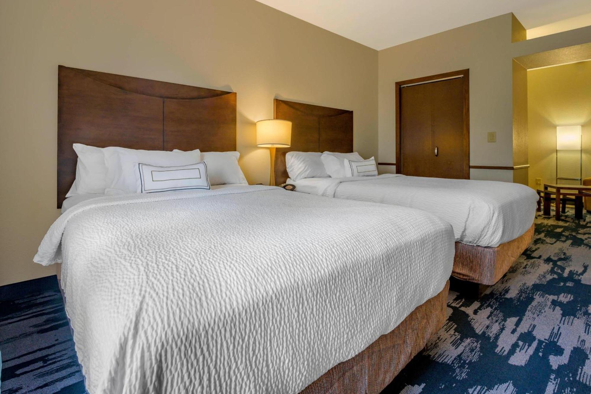 Fairfield Inn & Suites By Marriott Slippery Rock Esterno foto