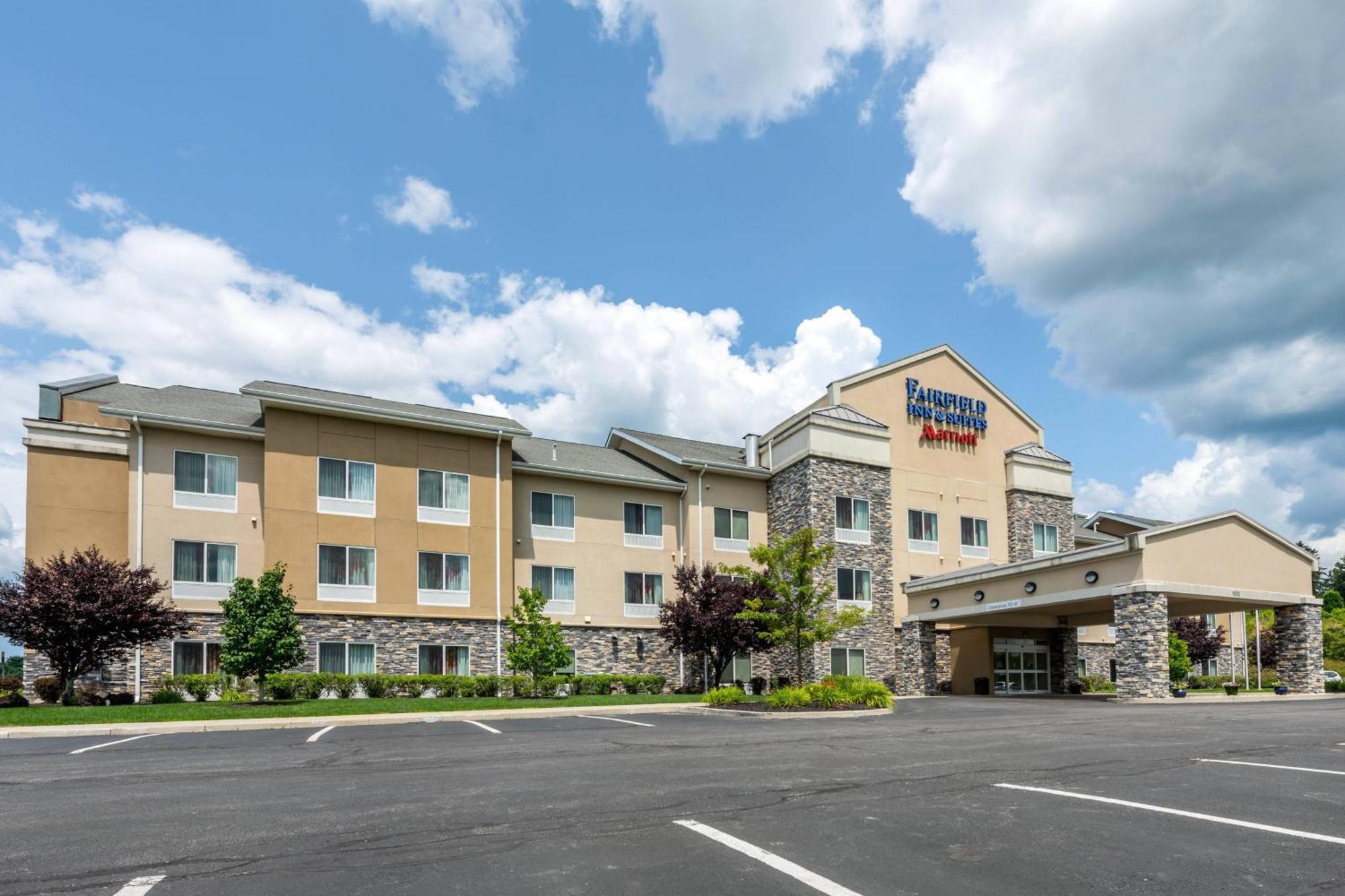 Fairfield Inn & Suites By Marriott Slippery Rock Esterno foto
